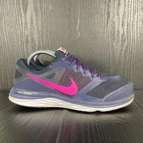 Nike | Shoes | Nike Dual Fusion X Womens Size | Poshmark display picture 1